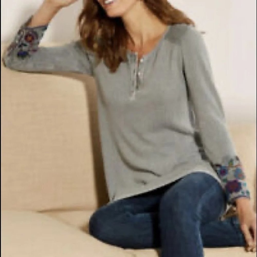 Soft Surroundings Palmer Waffle Knit Embroidered Cuff Top